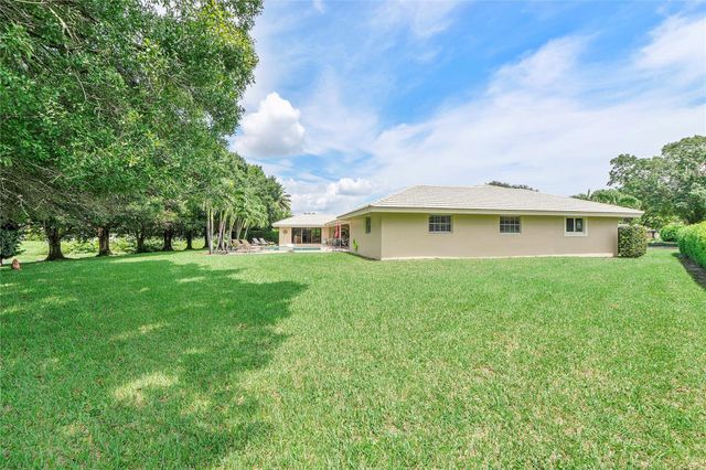 3663 NW 99th Ter, Coral Springs, FL 33065