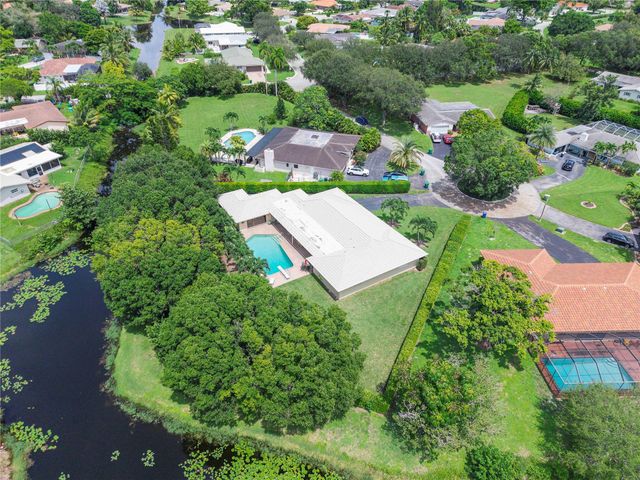 3663 NW 99th Ter, Coral Springs, FL 33065