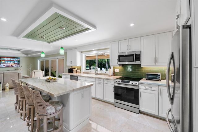 3663 NW 99th Ter, Coral Springs, FL 33065