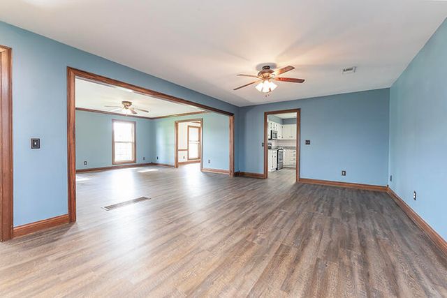 923 Meadow Lane, Harrodsburg, KY 40330