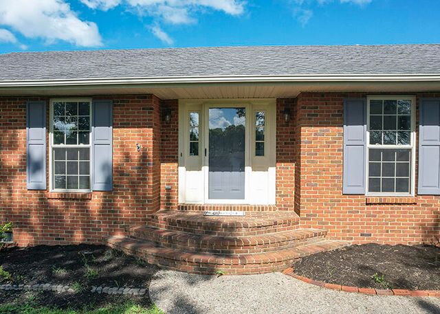 923 Meadow Lane, Harrodsburg, KY 40330