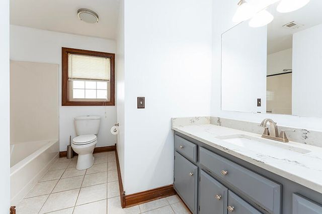 923 Meadow Lane, Harrodsburg, KY 40330