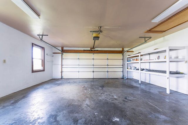 923 Meadow Lane, Harrodsburg, KY 40330