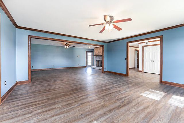 923 Meadow Lane, Harrodsburg, KY 40330