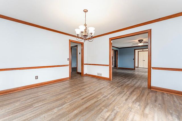 923 Meadow Lane, Harrodsburg, KY 40330