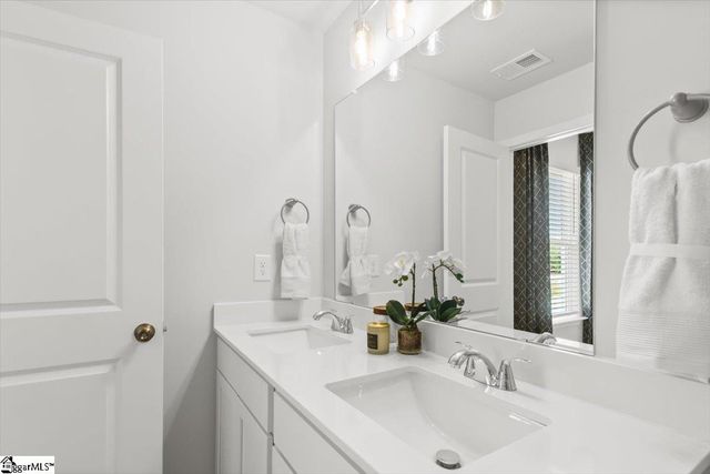 170 Randwick Lane, Greer, SC 29651