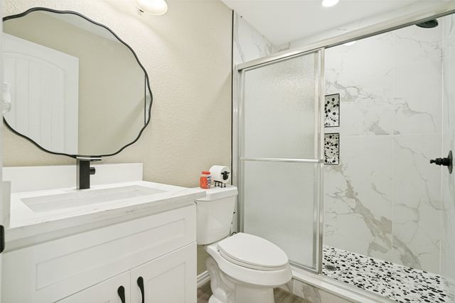 2666 Burton Avenue, Fort Worth, TX 76105