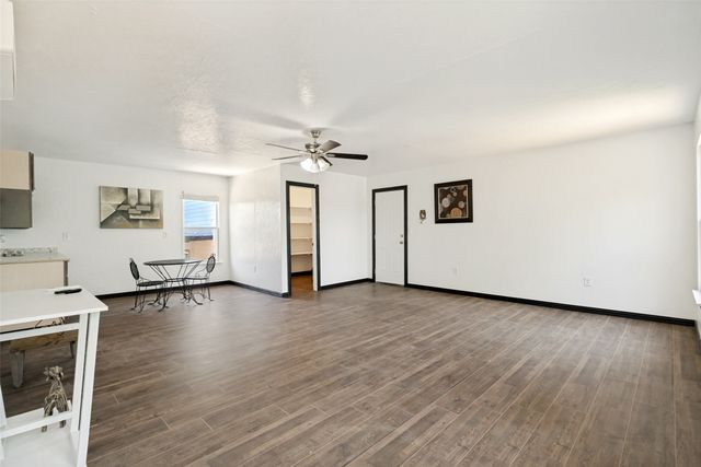 2666 Burton Avenue, Fort Worth, TX 76105