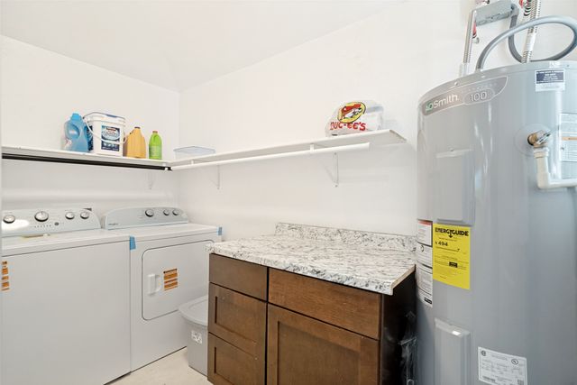 2666 Burton Avenue, Fort Worth, TX 76105