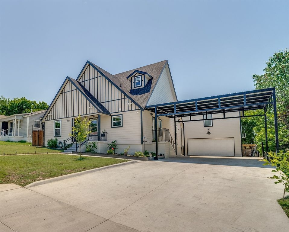 2666 Burton Avenue, Fort Worth, TX 76105