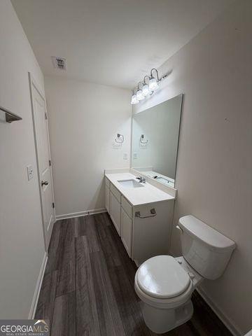 3520 Condor Court SW, Atlanta, GA 30331