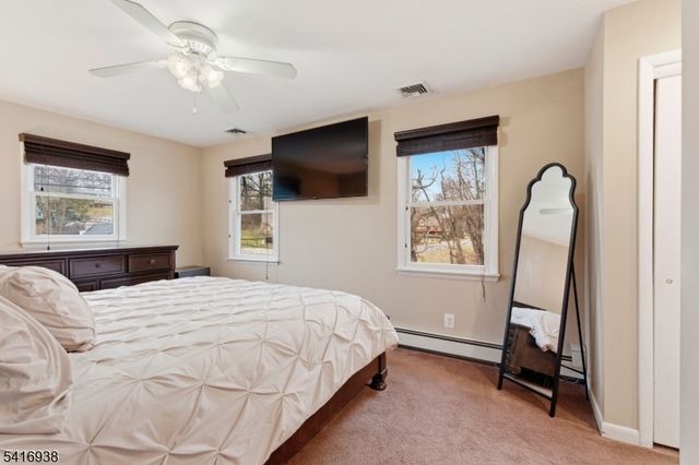 27 Schwarz Blvd, Jefferson Twp., NJ 07849