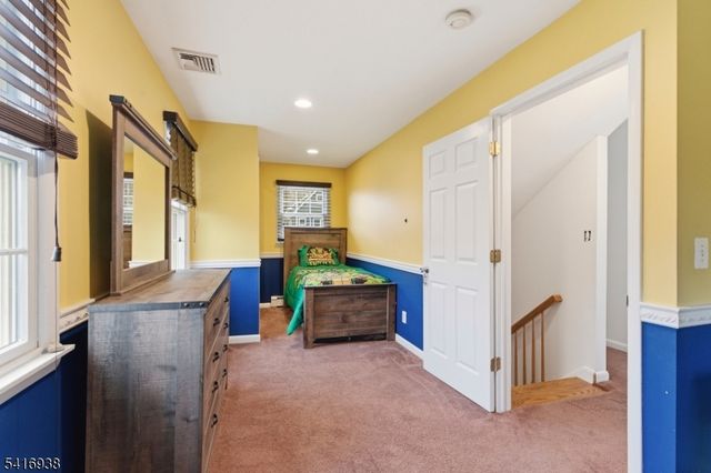 27 Schwarz Blvd, Jefferson Twp., NJ 07849