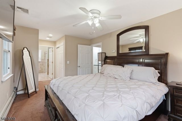 27 Schwarz Blvd, Jefferson Twp., NJ 07849