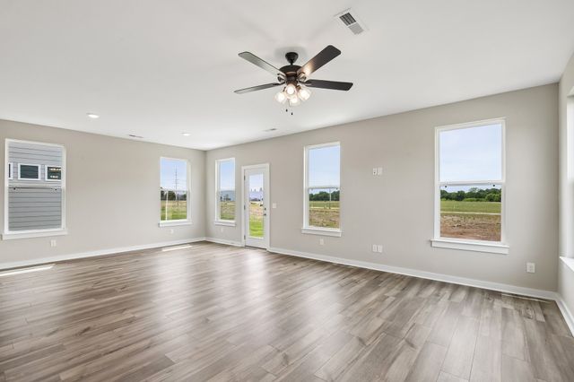 600 Sun Bear Lane, Mount Pleasant, TN 38474