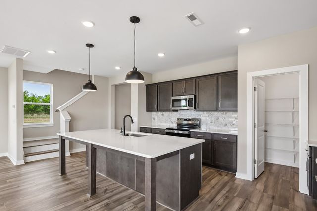 600 Sun Bear Lane, Mount Pleasant, TN 38474