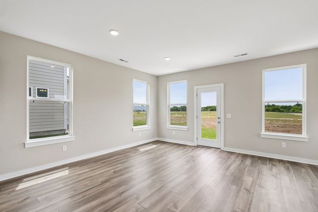 600 Sun Bear Lane, Mount Pleasant, TN 38474