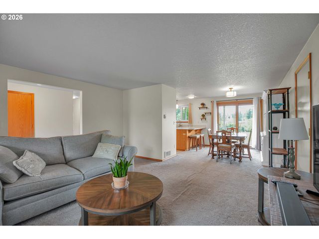 23044 S REDLAND Rd, Estacada, OR 97023