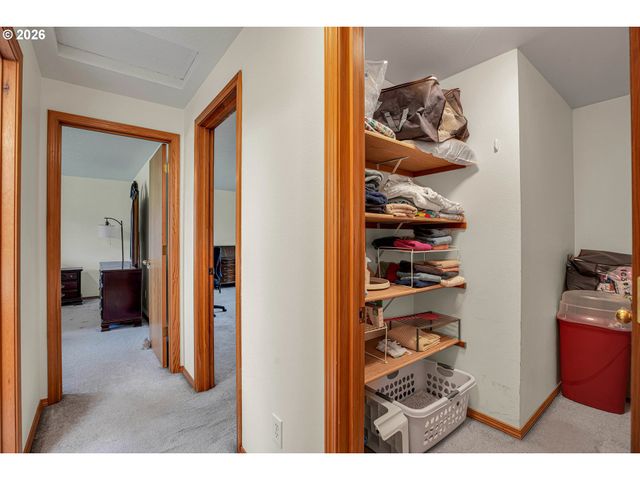 23044 S REDLAND Rd, Estacada, OR 97023