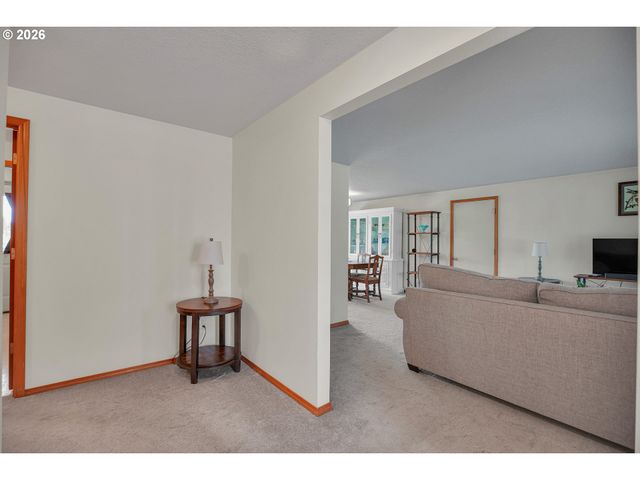 23044 S REDLAND Rd, Estacada, OR 97023