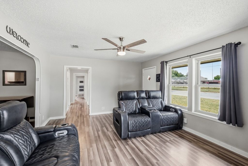 1512 Cobb Street, Bridgeport, TX 76426 — photo 5