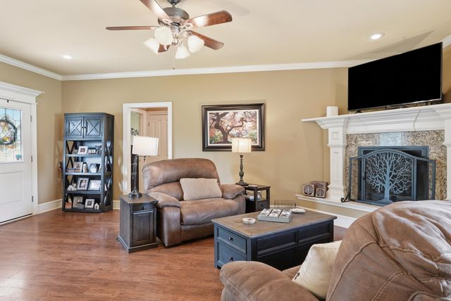 31 Bowling Ln, Conway, AR 72032