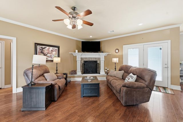 31 Bowling Ln, Conway, AR 72032