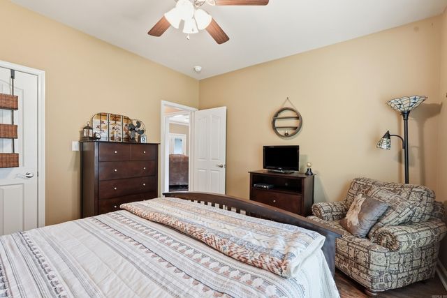 31 Bowling Ln, Conway, AR 72032