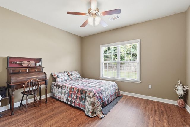 31 Bowling Ln, Conway, AR 72032