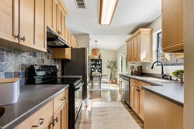 8323 Summerdale Lane, Tallahassee, FL 32311