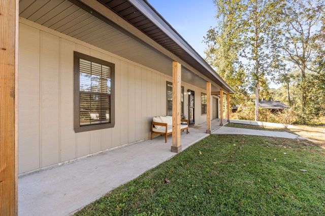 8323 Summerdale Lane, Tallahassee, FL 32311