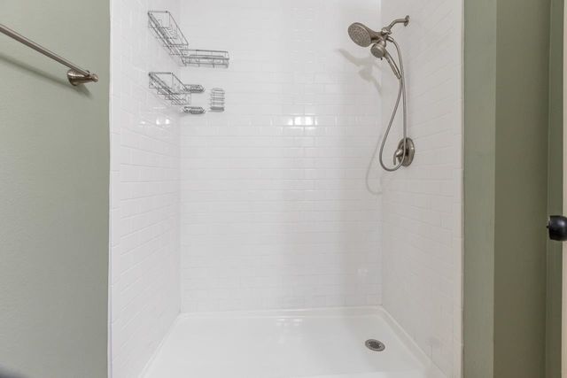 8323 Summerdale Lane, Tallahassee, FL 32311