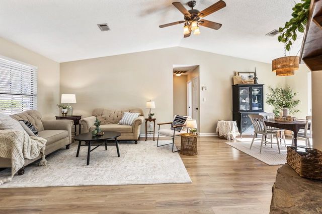 8323 Summerdale Lane, Tallahassee, FL 32311