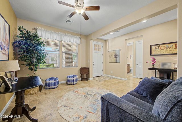10561 E PIVITOL Avenue, Mesa, AZ 85212