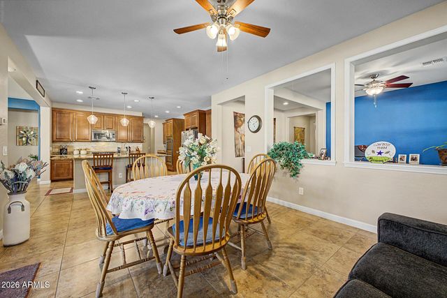 10561 E PIVITOL Avenue, Mesa, AZ 85212