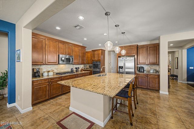 10561 E PIVITOL Avenue, Mesa, AZ 85212