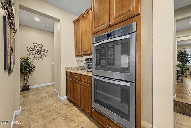 10561 E PIVITOL Avenue, Mesa, AZ 85212