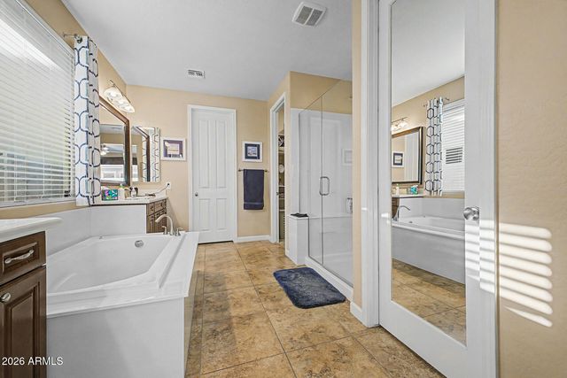 10561 E PIVITOL Avenue, Mesa, AZ 85212