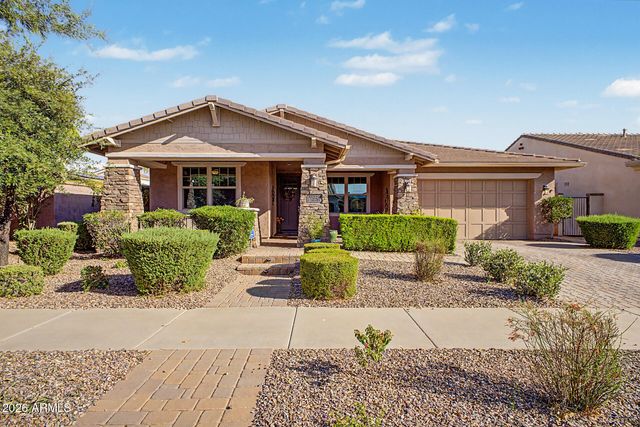 10561 E PIVITOL Avenue, Mesa, AZ 85212