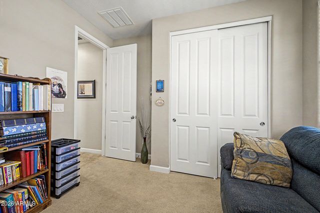 10561 E PIVITOL Avenue, Mesa, AZ 85212