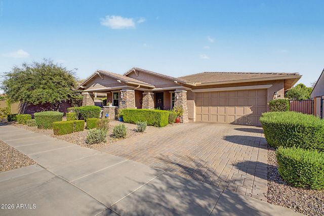 10561 E PIVITOL Avenue, Mesa, AZ 85212