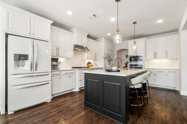 752 Sandbox Drive, Little Elm, TX 76227