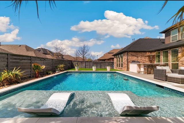 752 Sandbox Drive, Little Elm, TX 76227
