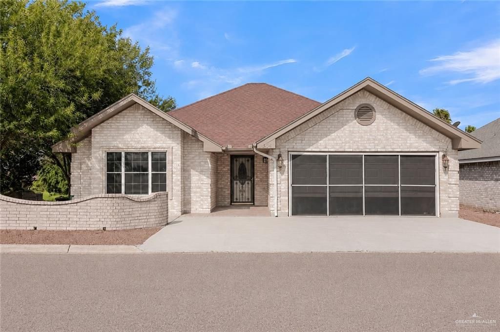1525 River Bend Drive, Mission, TX 78572