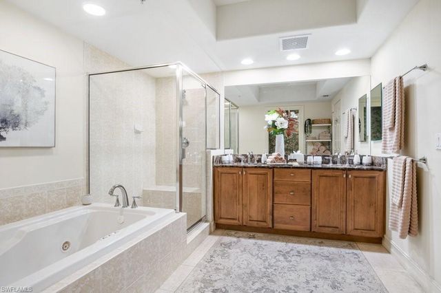2728 Tiburon BLVD E A-203, Naples, FL 34109