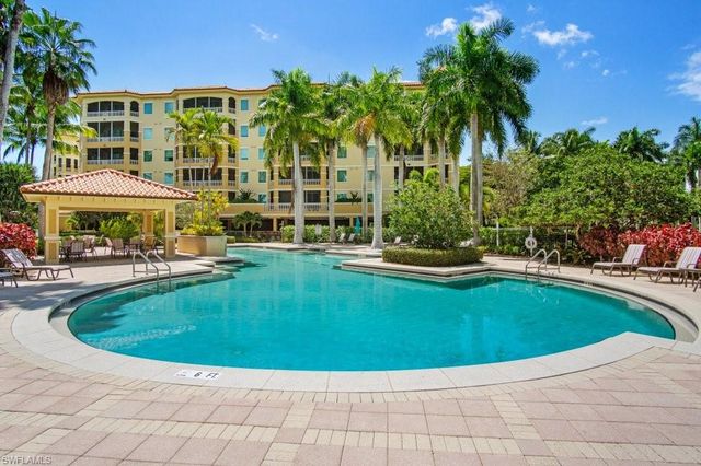 2728 Tiburon BLVD E A-203, Naples, FL 34109