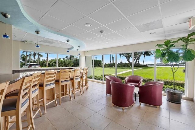 2100 S Ocean Drive 15A, Fort Lauderdale, FL 33316