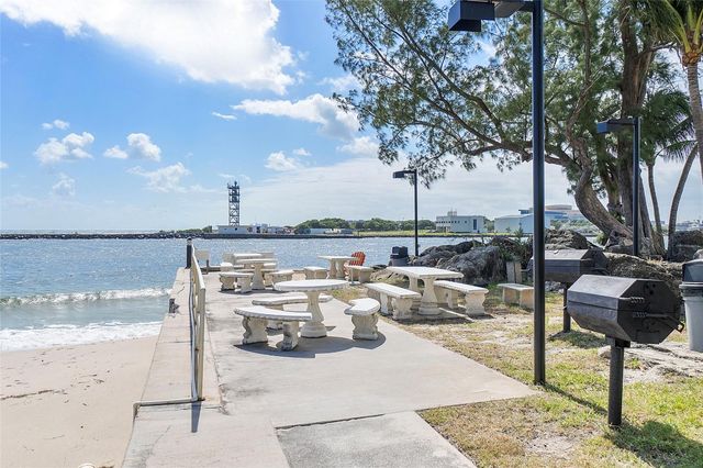 2100 S Ocean Drive 15A, Fort Lauderdale, FL 33316