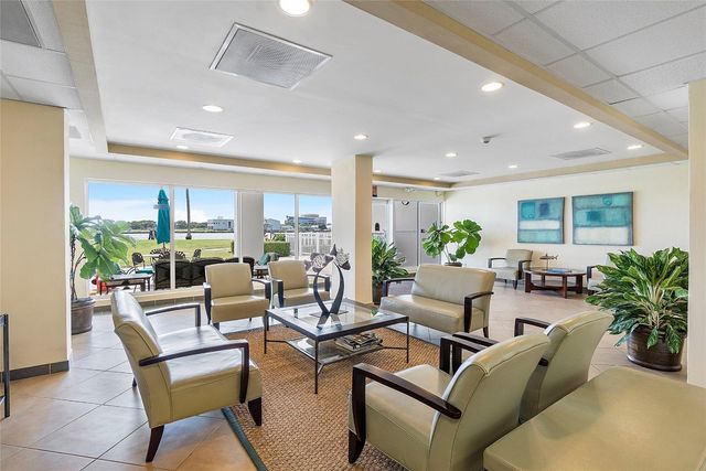 2100 S Ocean Drive 15A, Fort Lauderdale, FL 33316