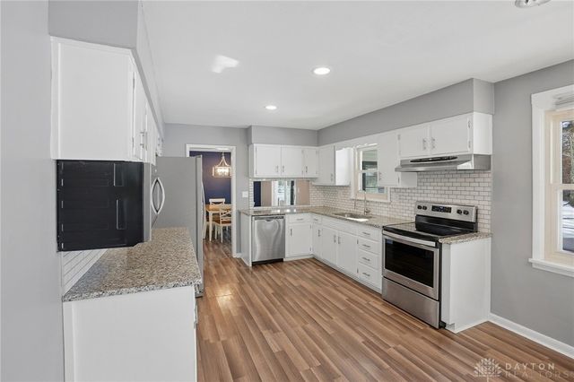 1040 Grove Hill Drive, Beavercreek, OH 45434